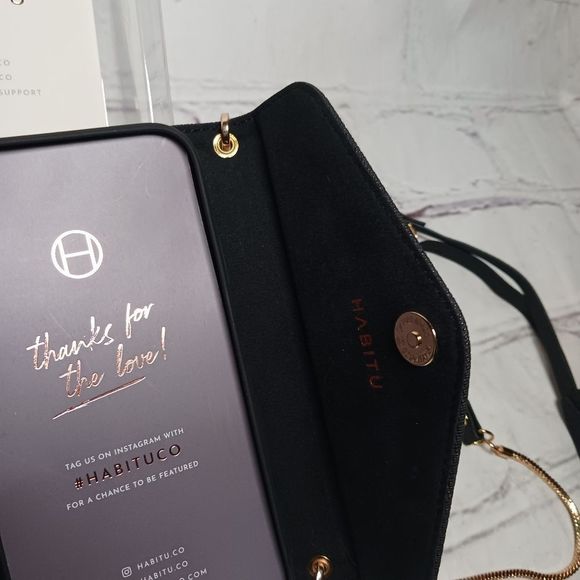 Vegan Wallet Case for iPhone XR/11 - Picture 12 of 12